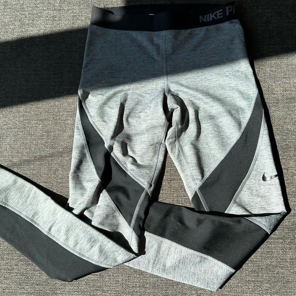 Nike Pro Hyperwarm leggings